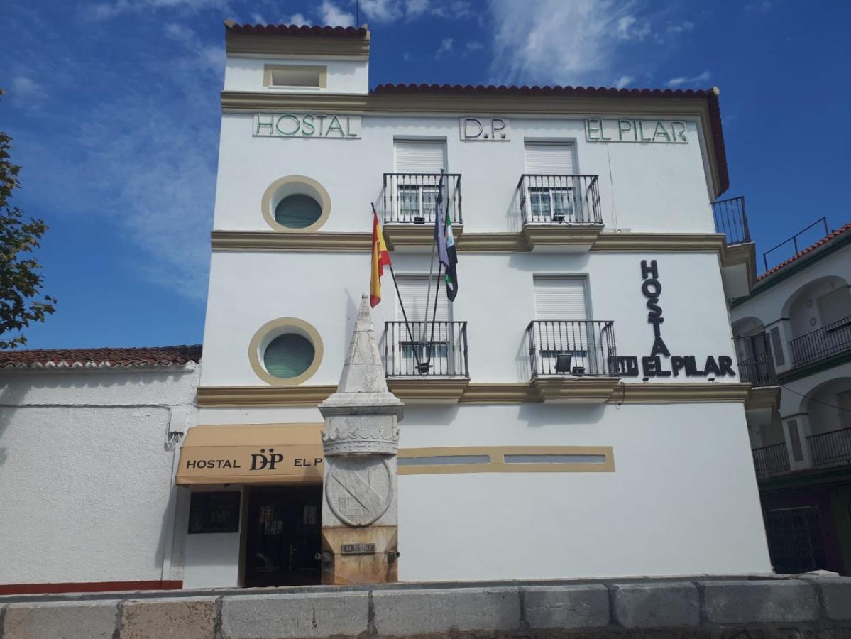 Hostal Dp El Pilar Monesterio Esterno foto